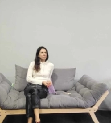 В Острозі розпочав роботу читацький клуб «Для тих, хто носить спіднички»