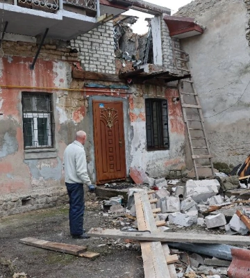Через обстріли військових РФ на Херсонщині троє людей отримали поранення