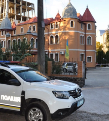 Бійка біля храму у Черкасах: поліція отримала 20 заяв про травми, госпіталізованих немає