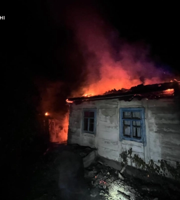 У Луцькому районі горіла будівля