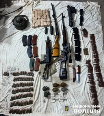 Жителю Київщини повідомили про підозру в незаконному зберіганні зброї 