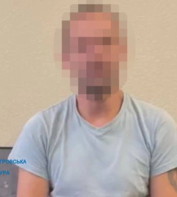 У Слов’янську та у Дніпрі затримали поплічників ворога, які підпалювали військові авто та залізничні релейні шафи