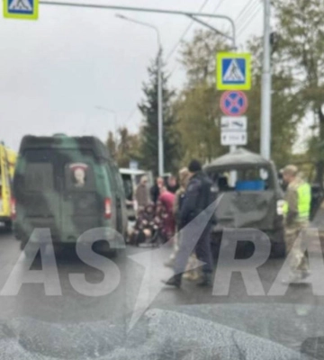 Авто з російськими військовими вибухнуло в центрі Луганська - ЗМІ