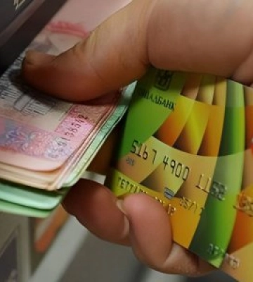 Чоловік ошукав родину загиблого захисника на понад 7,2 млн гривень: Зловмиснику загрожує тюремний термін
