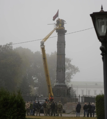 Монумент Слави у Полтаві хочуть повністю демонтувати