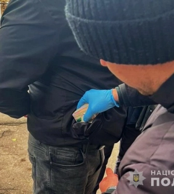 У Сумах затримано медика, який забезпечував ухилянтів медичними документами для встановлення групи інвалідності