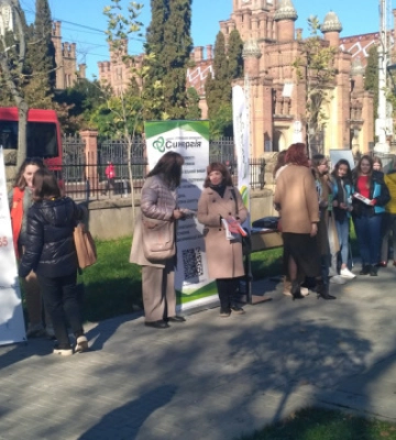 У Чернівцях перформансом привертали увагу до проблеми торгівлі людьми
