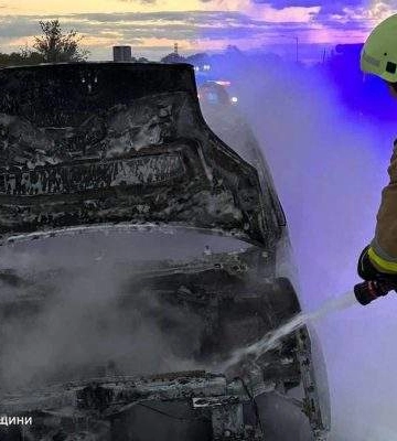 За нез'ясованих причин на Миколаївщині згоріли два автомобілі