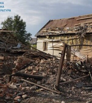 Рашисти вдарили &quot;Шахедом&quot; по Сумах: 4 поранених, серед них - 11-річний хлопчик. ФОТОрепортаж