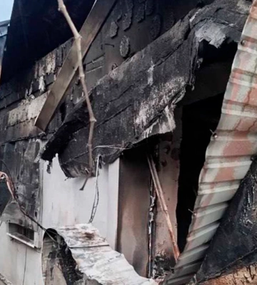 Військові РФ скинули вибухівки на будинки в Зміївці на Херсонщині. ФОТО