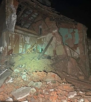 Під завалами будівлі у Шостці знайшли тіло чоловіка