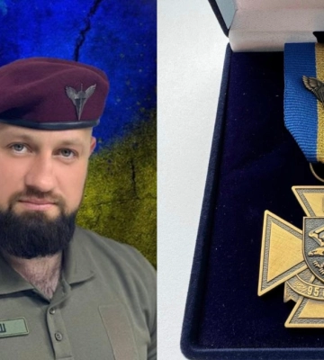 Офіцера медичної служби ЗСУ з Франківщини нагороджено “Хрестом пошани”