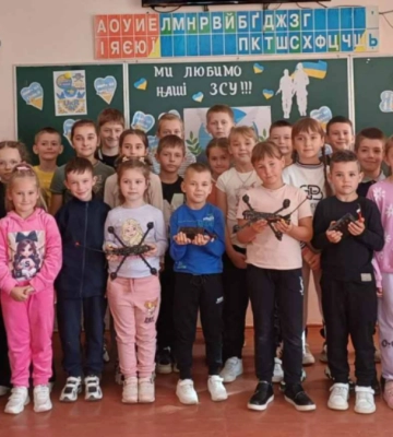 На Франківщині учні ліцею зібрали понад 30 тисяч гривень на потреби ЗСУ