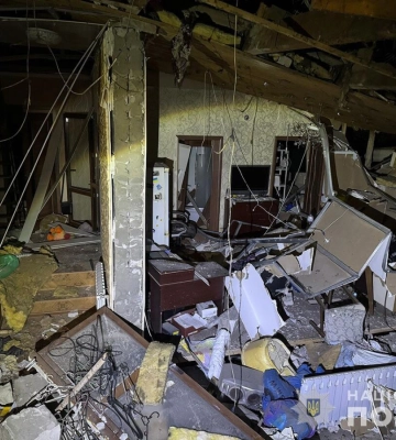 Поліція показала наслідки авіаударів по Запоріжжю 