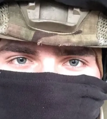 Склала мандат, аби рятувати сина у полоні. Історія депутатки, яку не випускали за кордон