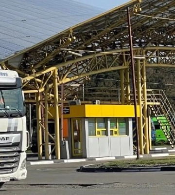 На Волині жінка збила двох людей на переході:її судили