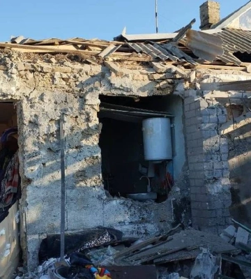 Війська РФ ввечері обстріляли селище Розлив на Херсонщині, є руйнування