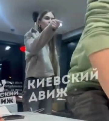 "Если бы вы не говорили по-русски": скандал в столичном кафе вызвал масштабную дискуссию