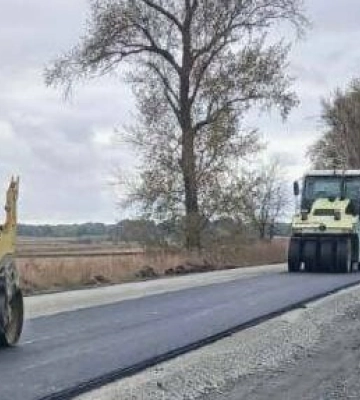 За минулий тиждень на Полтавщині відремонтували ще майже 7 тис. м² автошляхів