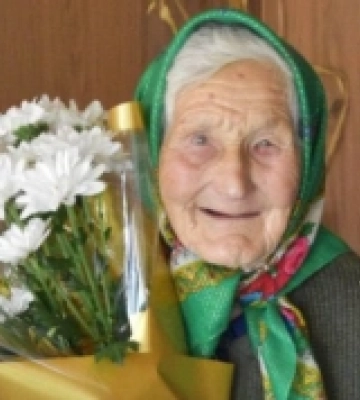 Довгожителька з села Симонів, що на Рівненщині, святкує своє 95-річчя
