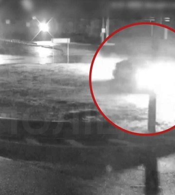 У Дніпрі п&#039;яний водій проїхав прямо по &quot;кільцю&quot; та в&#039;їхав в огорожу: відео моменту