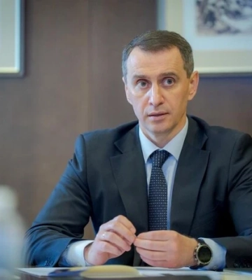 Бджоли проти меду? Міністр, якому підзвітні скандальні МСЕКи, розказав, як він з ними бореться