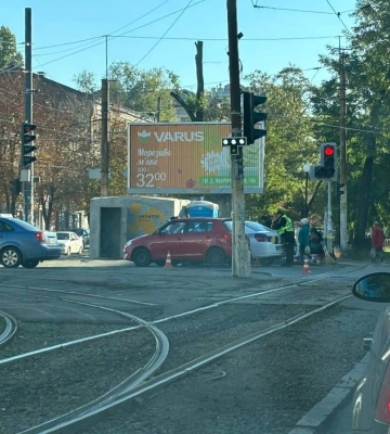 Ранковий хаос на дорогах Дніпра: де аварії спричинили затори