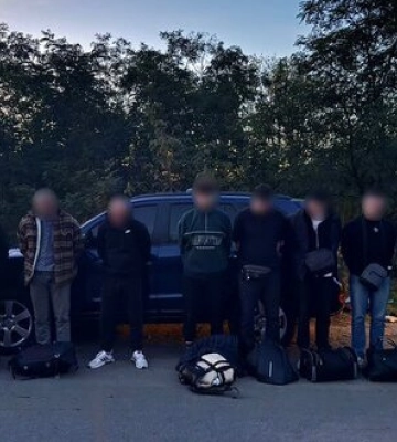 Планировали переплыть Днестр и нелегально попасть в Молдову: В Винницкой области задержана группа мужчин и перевозчик. ФОТО