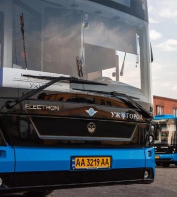 Про рух комунальних автобусів в Ужгороді до Дня вшанування пам’яті померлих