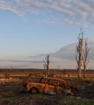 Російські війська вдарили дроном по цивільному авто у Запорізькій області: двоє загиблих