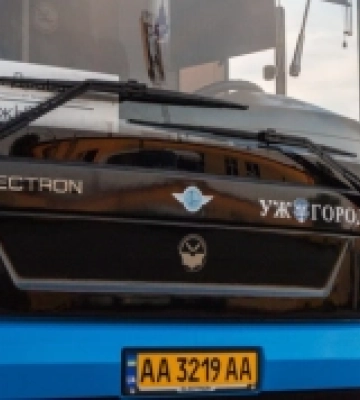 В Ужгороді до цвинтаря «Барвінок» курсуватимуть додаткові автобуси
