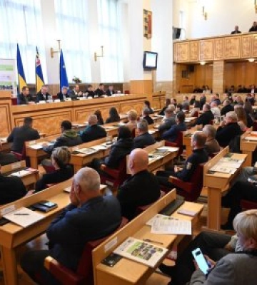 На Закарпатті провели міжвідомчу нараду щодо публічних закупівель громадами транспорту і комунальної техніки