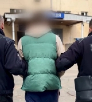Трьох жителів столиці викрили у підпалі квартири в Одесі