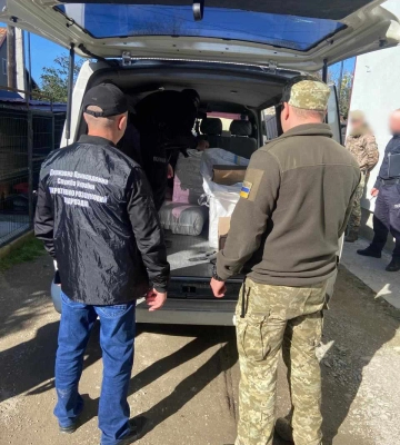 На Закарпатті прикордонники припинили незаконне переміщення підакцизних товарів