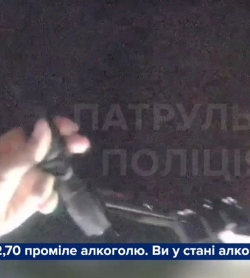 У Сумах п&#039;яний водій їздив тротуаром