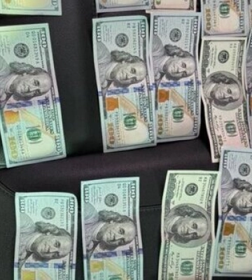 На Одещині прикордонника за 10 000$ намагалися втягнути у схему незаконного переправляння чоловіків за кордон