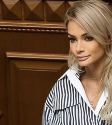 Миколаївську нардепку, підозрювану у незаконному збагаченні, відпустили під поручительство Кіма та Арахамії
