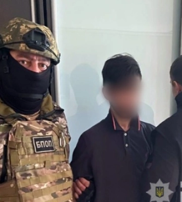 На Полтавщині двох чоловіків затримали щодо підпалів військових авто - НПУ