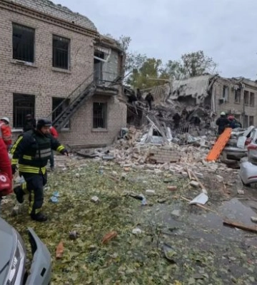 Рашисти вдарили по дитячому садку у Запоріжжі: відомо про двох загиблих, та 15 поранених