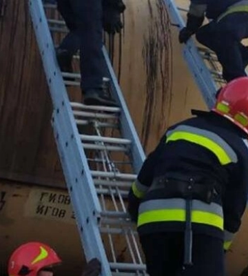 Селфі на вагоні: y Львові 11-річну дівчинку уразило струмом