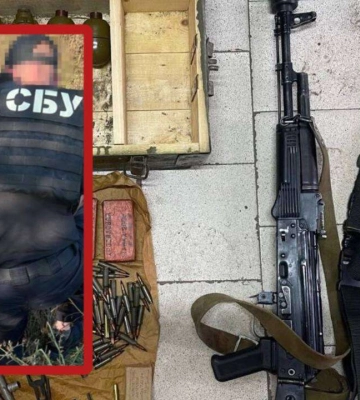 На Житомирщині СБУ та Національна поліція викрили трьох ділків, які намагалися торгувати «трофейною» зброєю рашистів