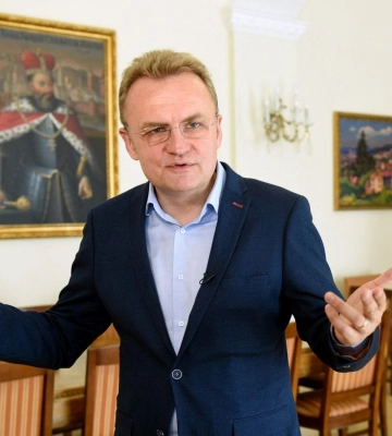 &quot;Каждый день у нас есть похороны&quot;. Садовой заявил, что Львов &quot;в одинаковой ситуации&quot; с другими городами воюющей Украины