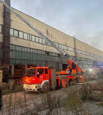 У Львові велика пожежа, ймовірно,  на території автобусного заводу