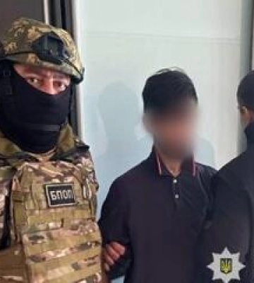 Студенти з Полтави працювали на рф підпалюючи автівки ЗСУ