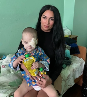У Рівному дитині викололи око, а ще покусали вухо
