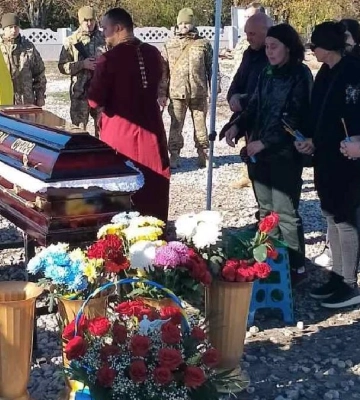 У Кривому Розі попрощалися із захисником із Бериславської громади Артуром Білим