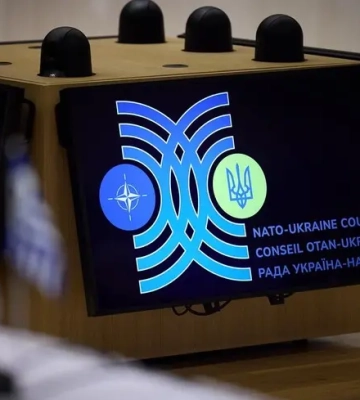 У Зеленського заперечують, що сім країн НАТО блокують запрошення для України