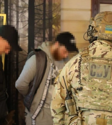 СБУ та Нацполіція затримали банду рекрутерів, які вимагали кошти з черкаських підприємців