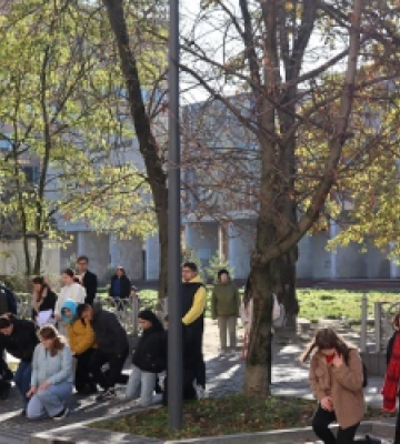 Академічна спільнота Львівського ветуніверситету вшанувала полеглу випускницю