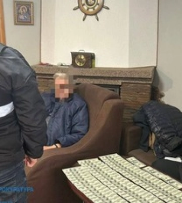 У работников киевского ТЦК нашли свыше 1 млн долларов, &quot;заработанных&quot; на уклонистах
